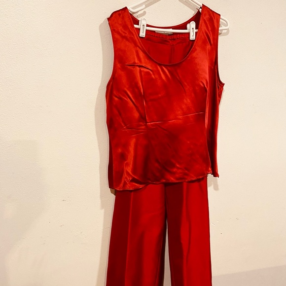 Red Silk Two Piece formal outfit - Picture 2 of 3